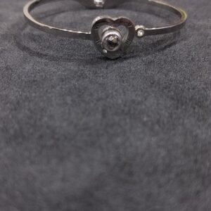 Timeless Heart Projection Bracelet